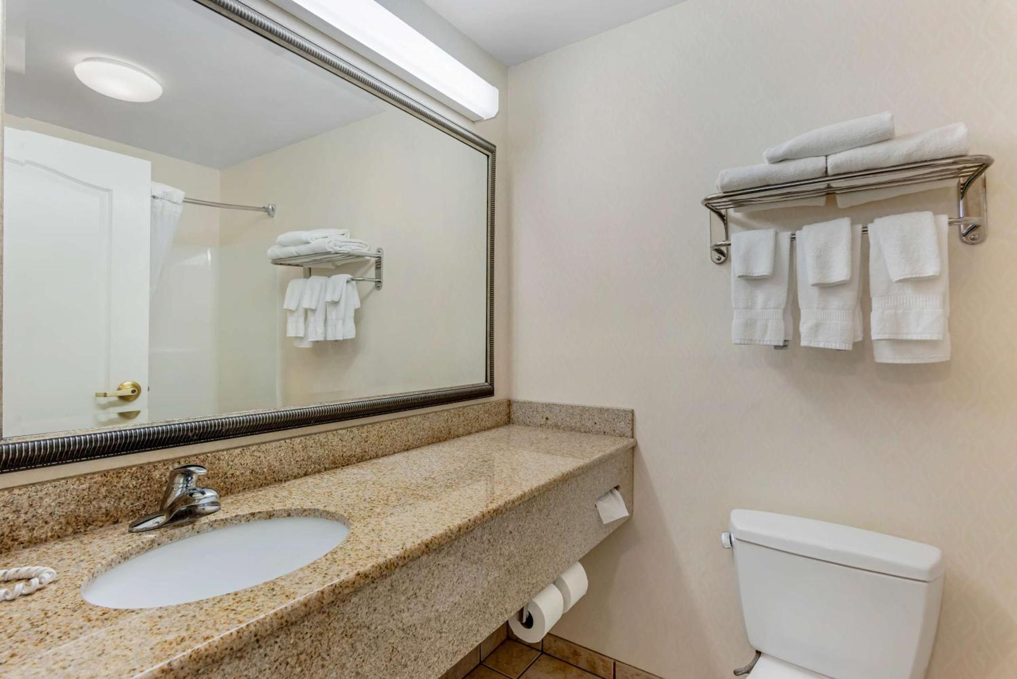 Hotel Comfort &